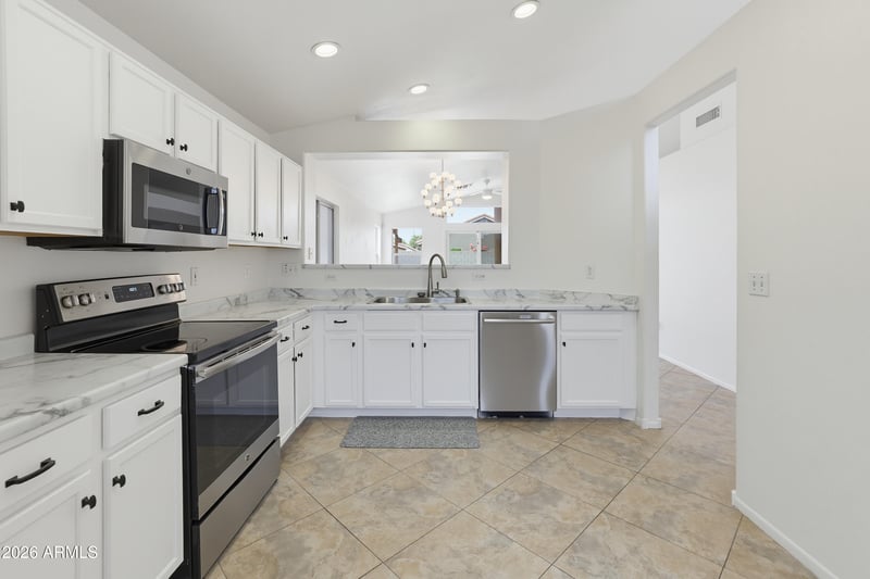 10511 W Reade Ave, Glendale, AZ 85307