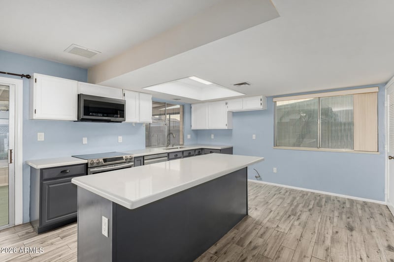 10511 Ruth Ave, Peoria, AZ 85345