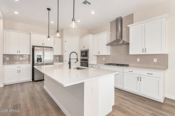 10512 48th Glen, Laveen, AZ 85339