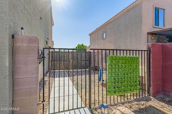 10512 Magnolia St, Tolleson, AZ 85353