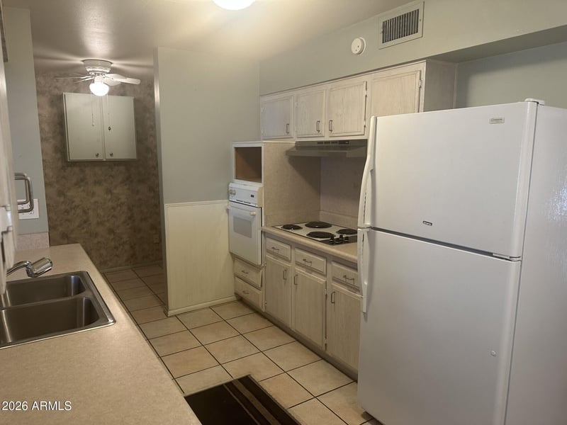 10512 W El Capitan Cir, Sun City, AZ 85351