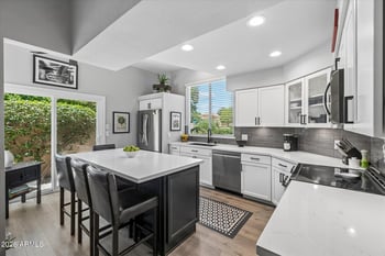 10513 Carol Ave, Scottsdale, AZ 85258
