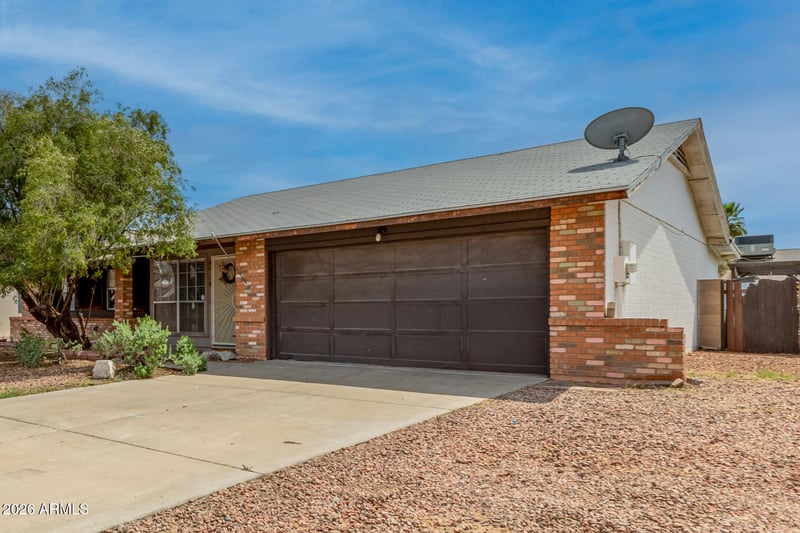 10513 Diana Ave, Peoria, AZ 85345