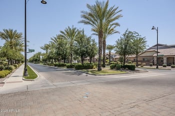 10515 Nopal Ave, Mesa, AZ 85209