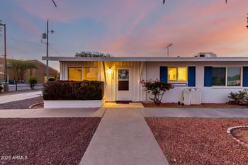10516 Peoria Ave, Sun City, AZ 85351