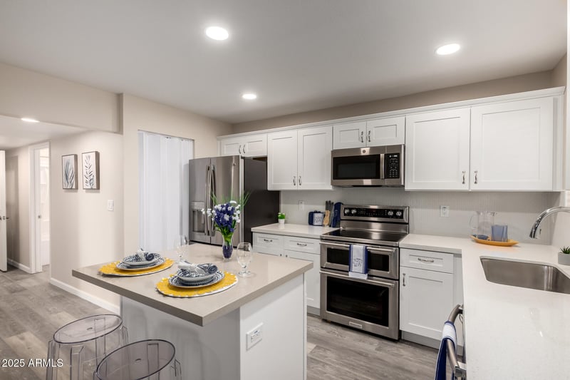 10516 Peoria Ave, Sun City, AZ 85351