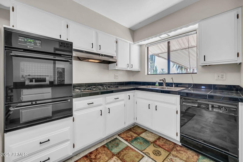 10517 Cumberland Dr, Sun City, AZ 85351