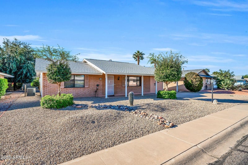 10517 Cumberland Dr, Sun City, AZ 85351