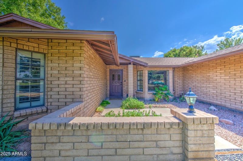 10517 Earll Dr, Avondale, AZ 85392