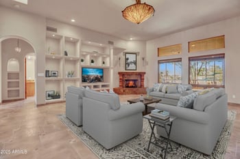 10517 Evergreen St, Mesa, AZ 85207