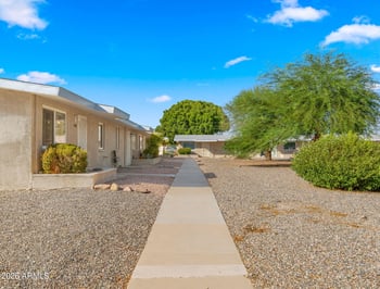 10518 Oakmont Dr, Sun City, AZ 85351