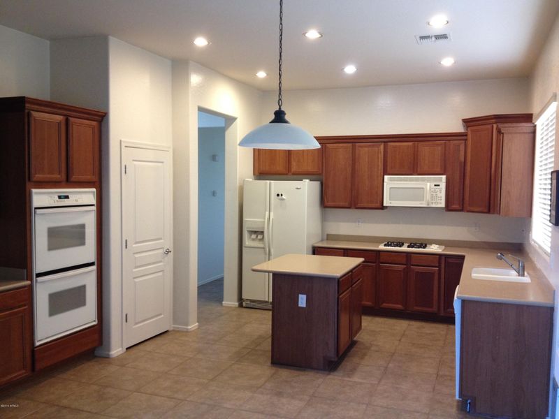 10519 E Laguna Azul Ave, Mesa, AZ 85209