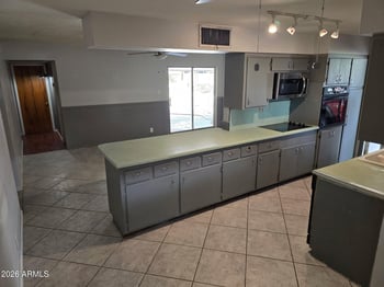 1052 8th Pl, Mesa, AZ 85203