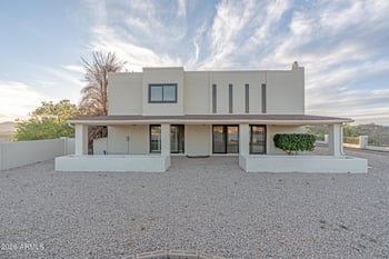 1052 Estate Dr, Miami, AZ 85539