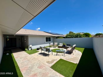 10520 Campana Dr, Sun City, AZ 85351