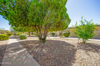 10520 Ocotillo Dr, Sun, AZ 85373