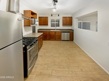 10521 Snead Dr, Sun City, AZ 85351