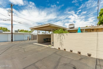 10523 Coggins Dr, Sun, AZ 85351