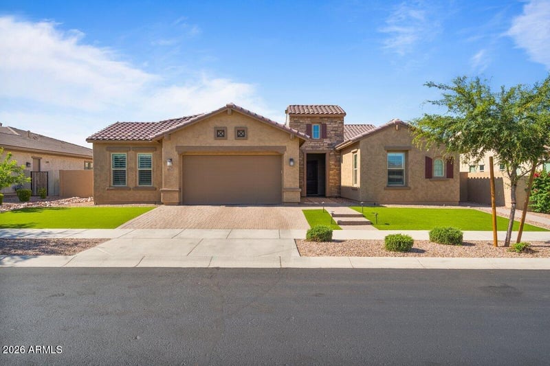 10523 E Thornton Ave, Mesa, AZ 85212