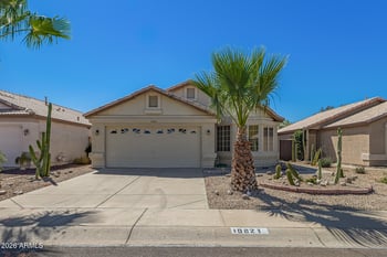 10523 Mohawk Ln, Peoria, AZ 85382