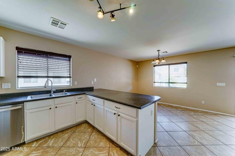 10524 Pima St, Tolleson, AZ 85353