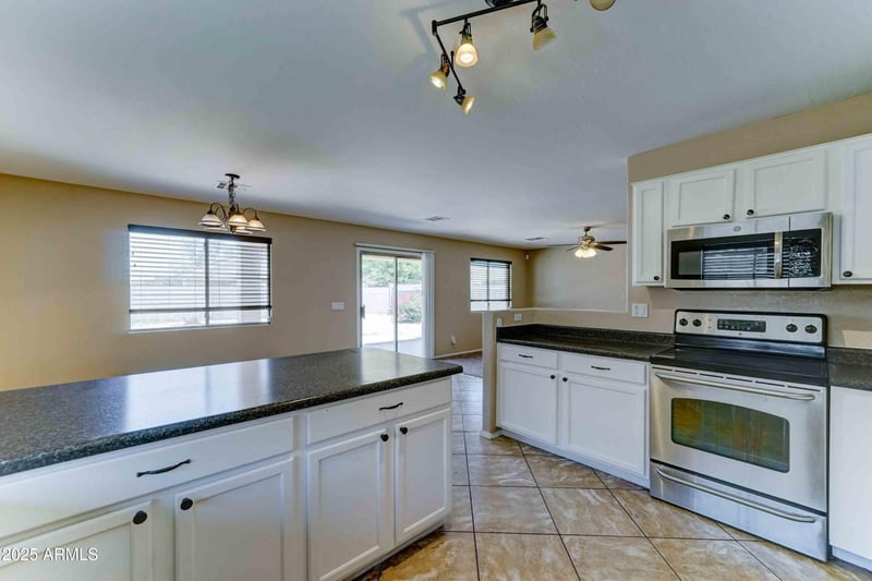 10524 Pima St, Tolleson, AZ 85353