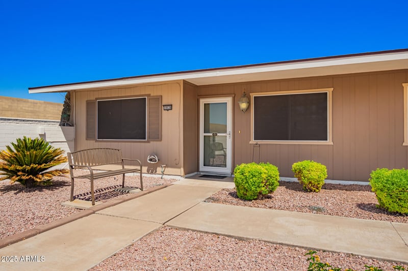 10528 Coggins Dr, Sun City, AZ 85351