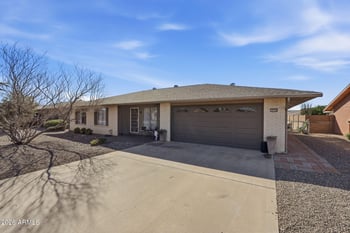 10529 Gulf Hills Dr, Sun City, AZ 85351