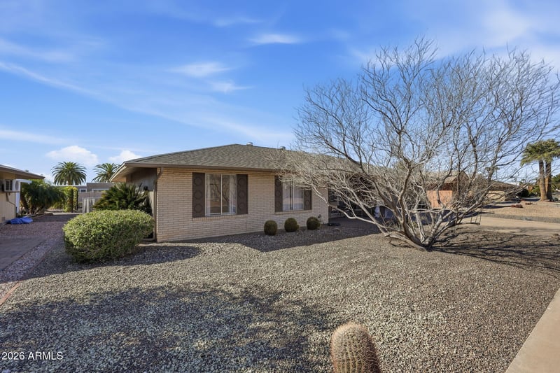 10529 Gulf Hills Dr, Sun City, AZ 85351