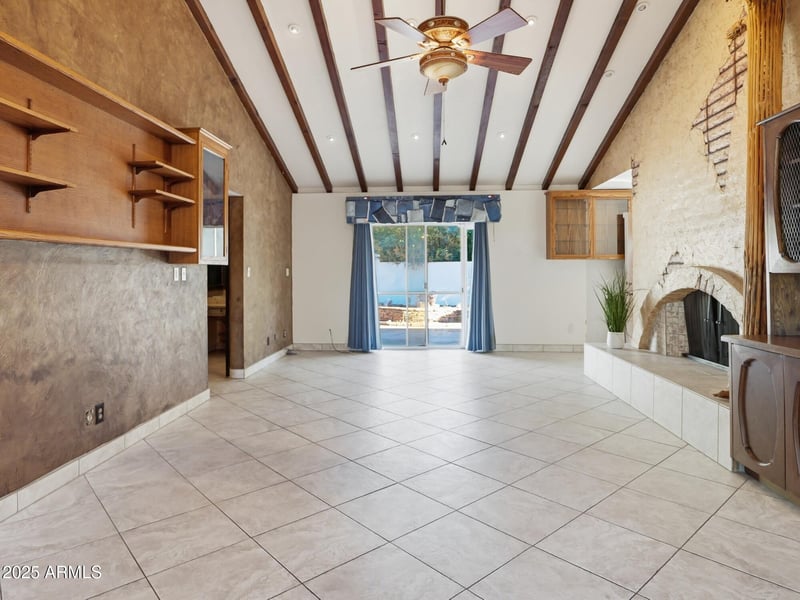 1053 11th St, Mesa, AZ 85201