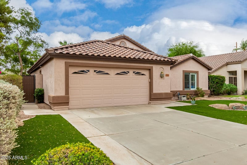 1053 Washington Ave, Gilbert, AZ 85233