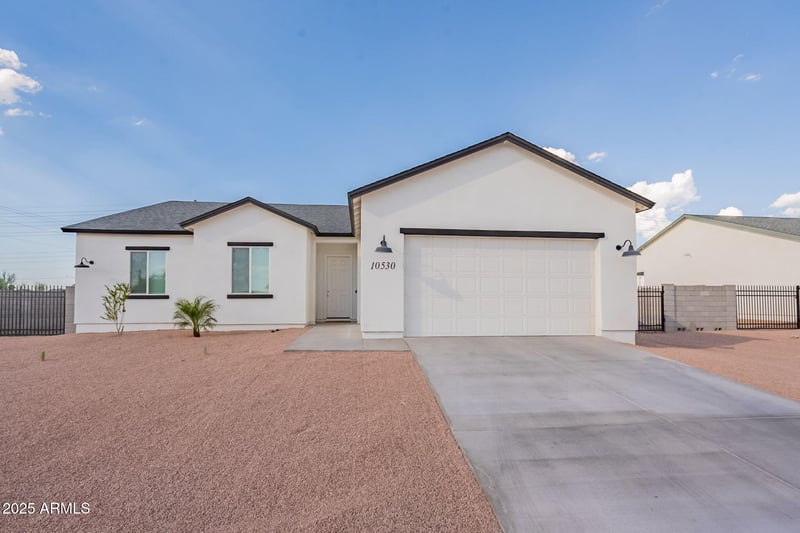 10530 Baltimore St, Apache Junction, AZ 85120