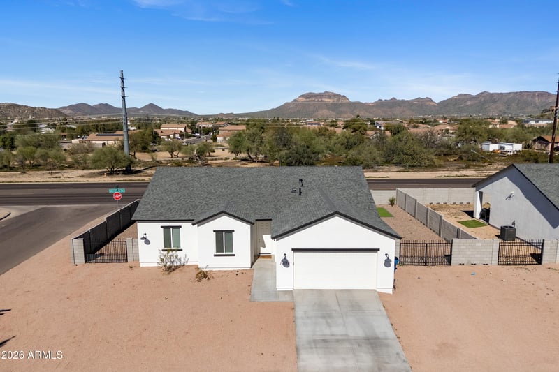 10530 Baltimore St, Apache Junction, AZ 85120