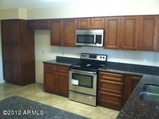 10530 E Clinton St, Scottsdale, AZ 85259
