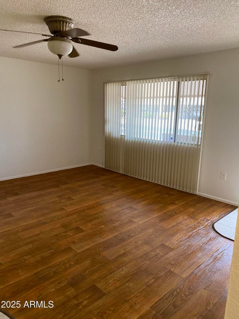 10532 Kingswood Cir, Sun City, AZ 85351