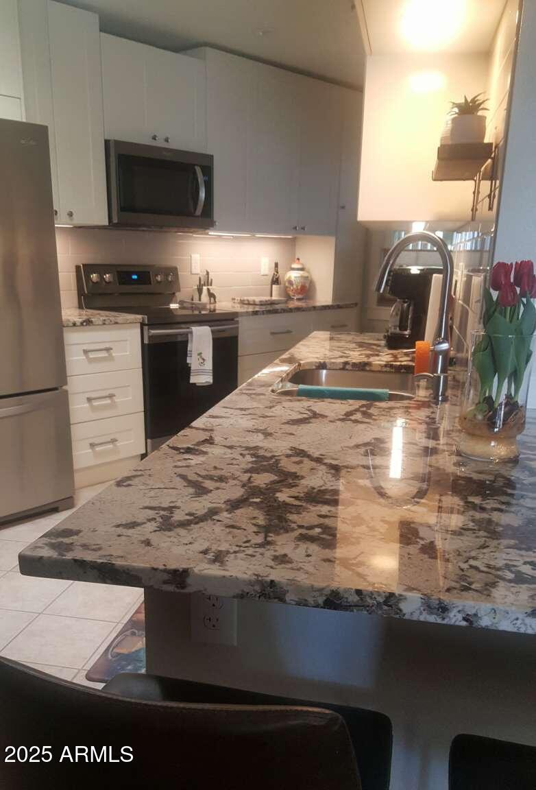 10533 Ocotillo Dr, Sun City, AZ 85373