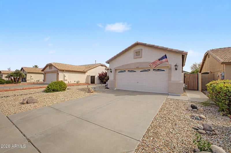 10533 W Potter Dr, Peoria, AZ 85382