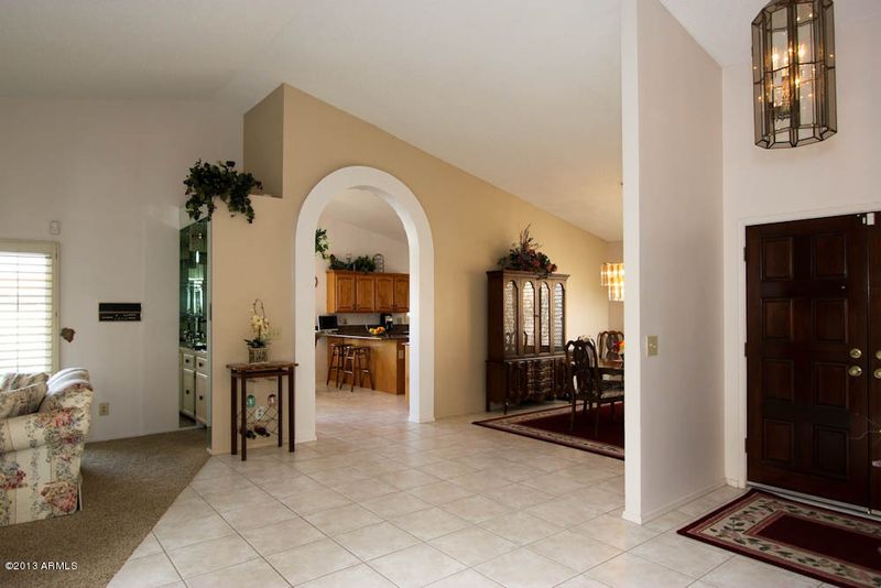 10534 E Elmhurst Dr, Sun Lakes, AZ 85248