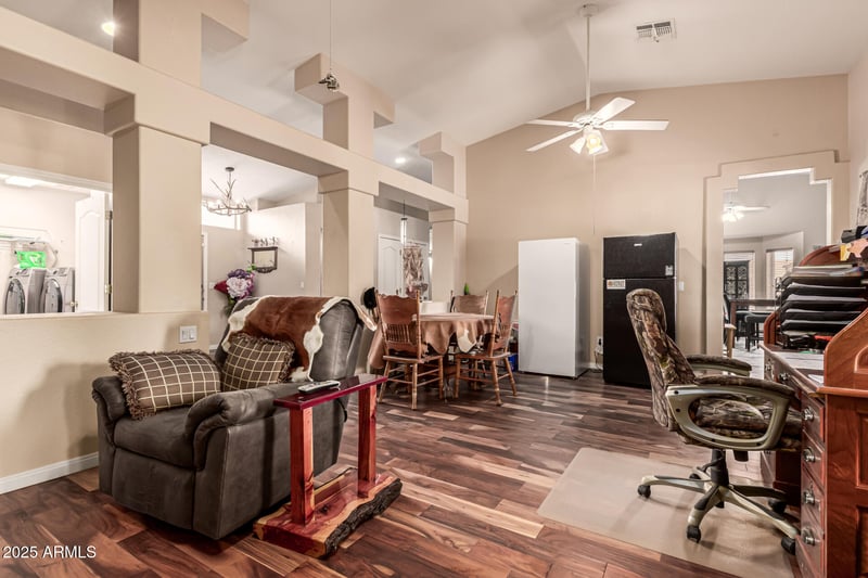 10535 San Miguel Ave, Glendale, AZ 85307