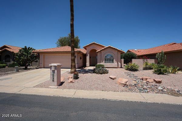 10536 Coopers Hawk Dr, Sun Lakes, AZ 85248