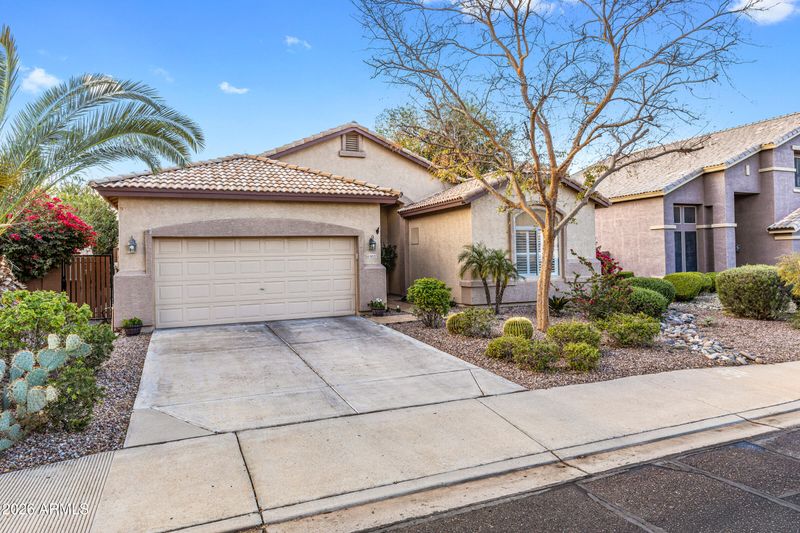10537 E Forge Ave, Mesa, AZ 85208