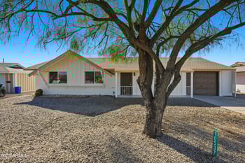 10537 La Jolla Dr, Sun City, AZ 85351