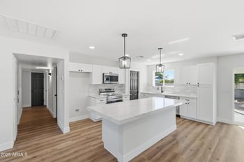 10537 La Jolla Dr, Sun City, AZ 85351