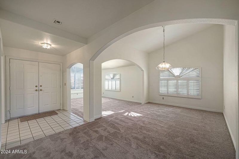10538 N 56th Dr, Glendale, AZ 85302