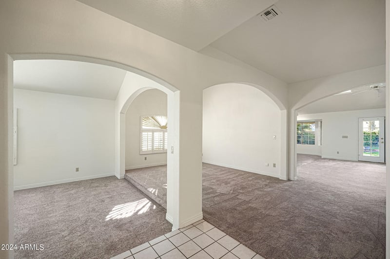10538 N 56th Dr, Glendale, AZ 85302