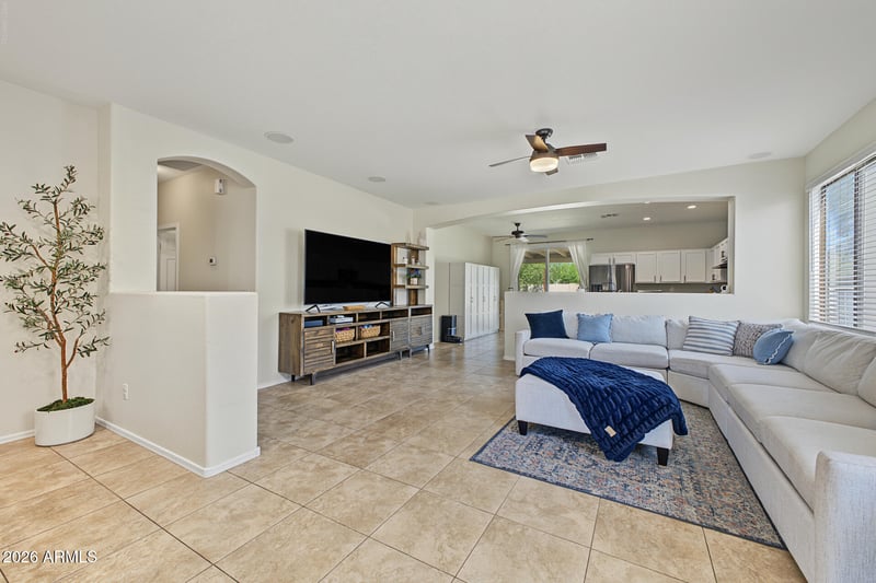 1054 E Press Rd, San Tan Valley, AZ 85140