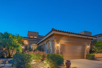 1054 E Shangri La Rd, Phoenix, AZ 85020