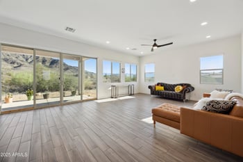 10540 32nd Dr, Laveen, AZ 85339