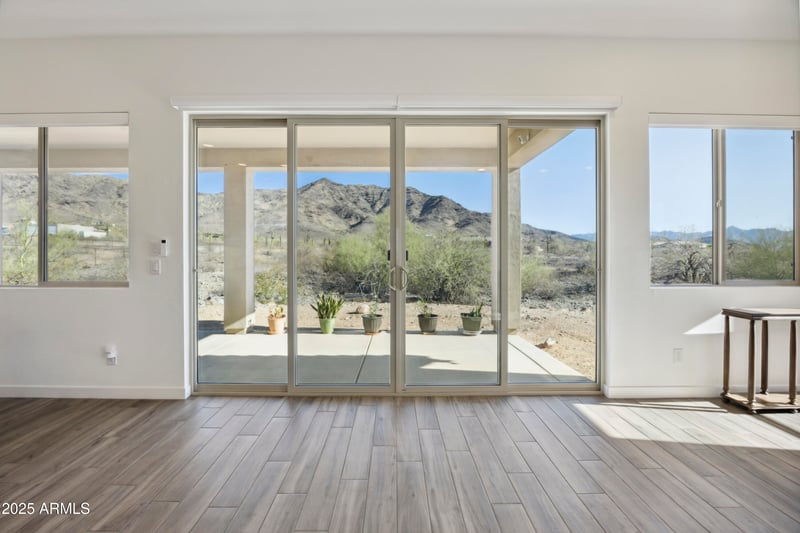 10540 32nd Dr, Laveen, AZ 85339