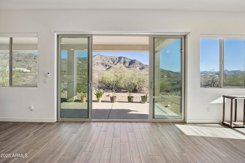 10540 32nd Dr, Laveen, AZ 85339